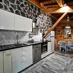 Holiday home Confortable Pres De La Cascade De La Beaume Avec Terrasses Et Parking Privatif - Fr-1-582-30